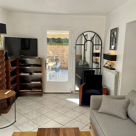 Super Avec Terrasse, Centre Saint-Tropez