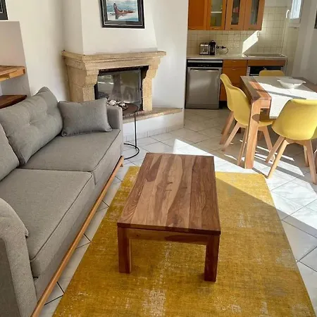 Apartment Super Avec Terrasse, Centre Saint-Tropez